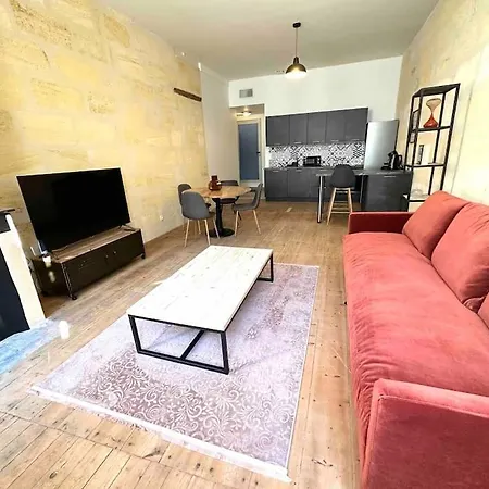 2 - Hypercentre - Free Parking - Clim - Wifi - Netflix